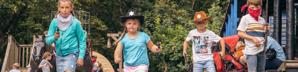 Kids playing in the Lands of Imagination